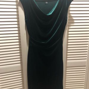 Jessica Howard Green Velvet Dress
